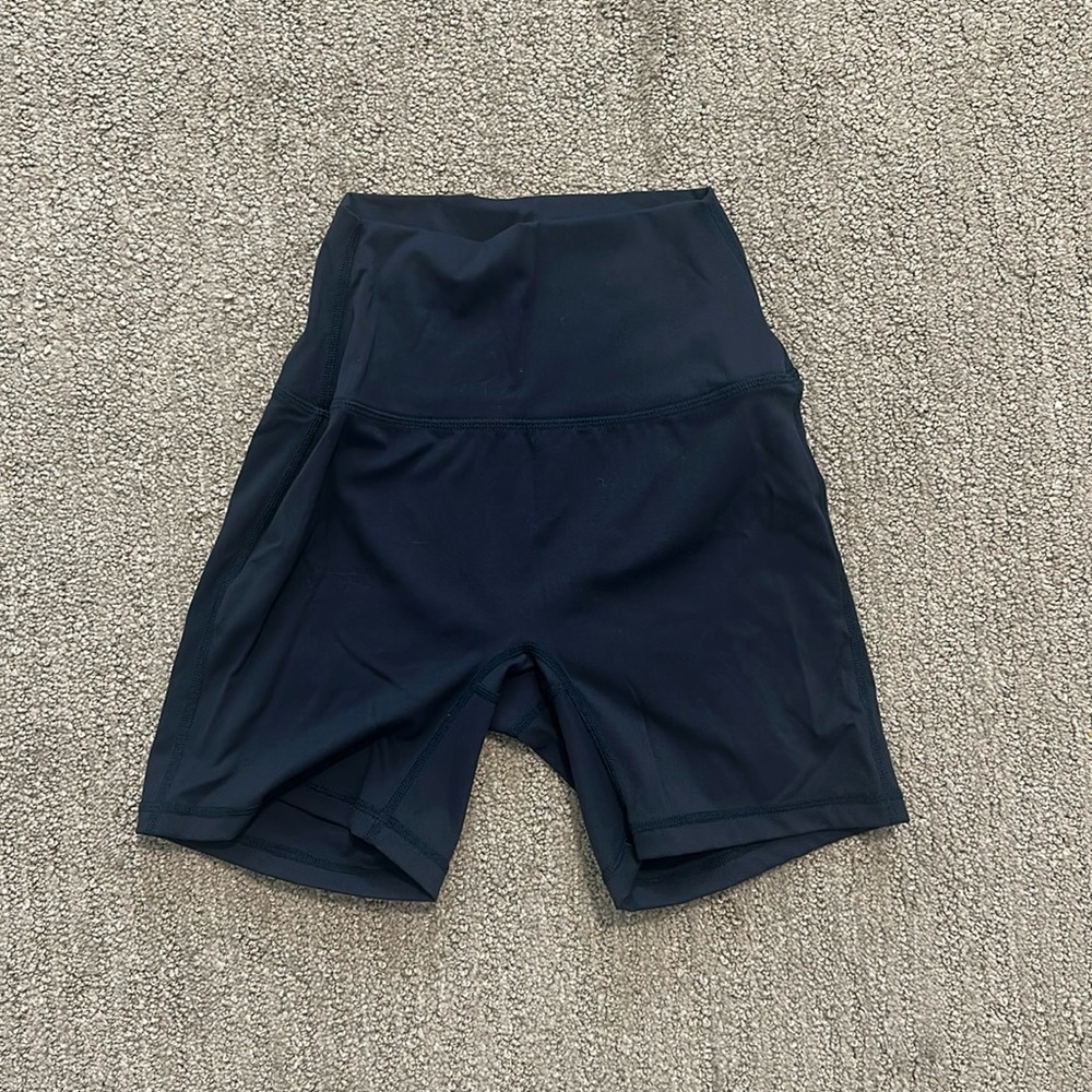 Navy biker shorts